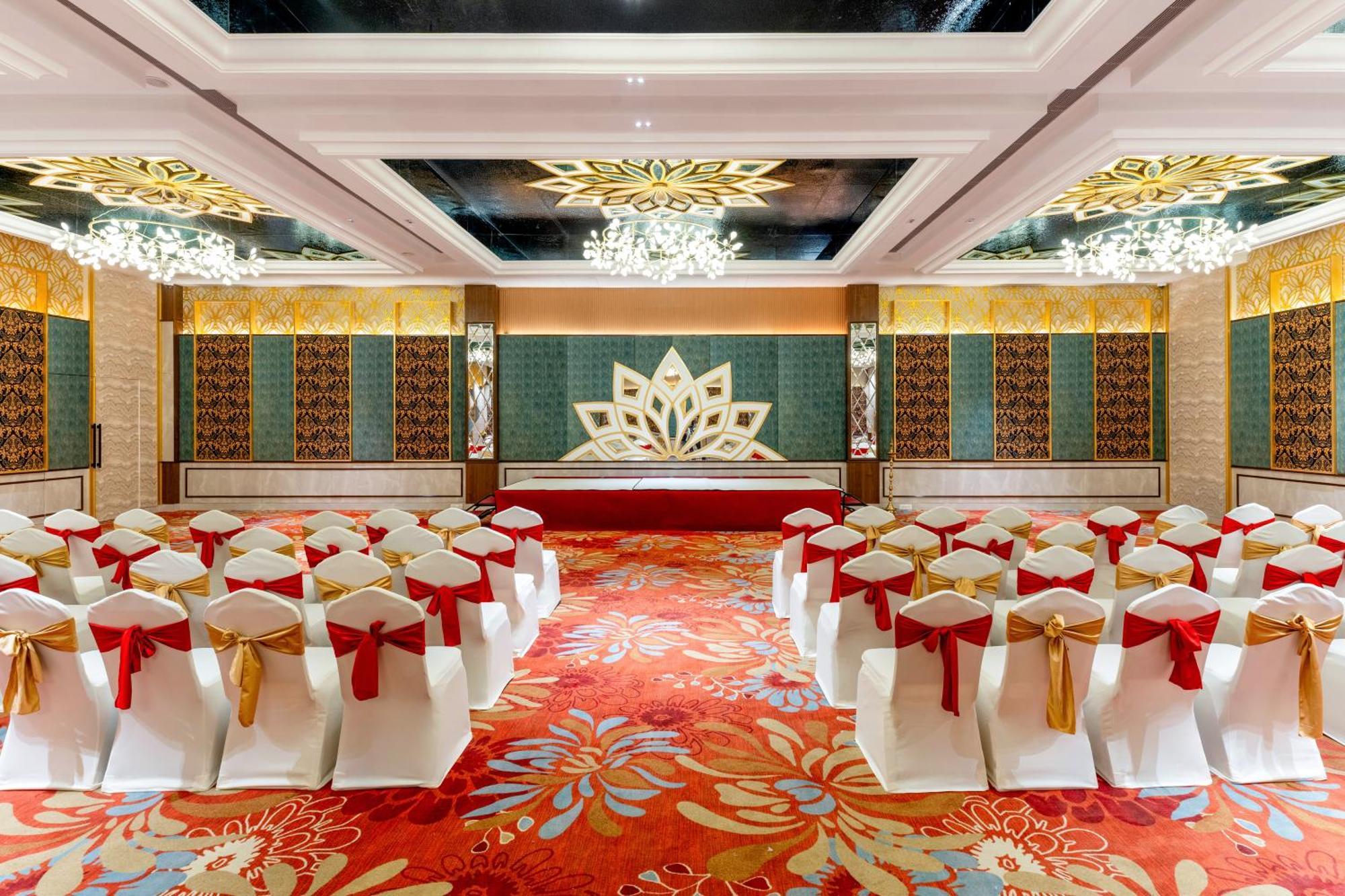 Sayaji Resorts & Spa Удайпур Екстериор снимка