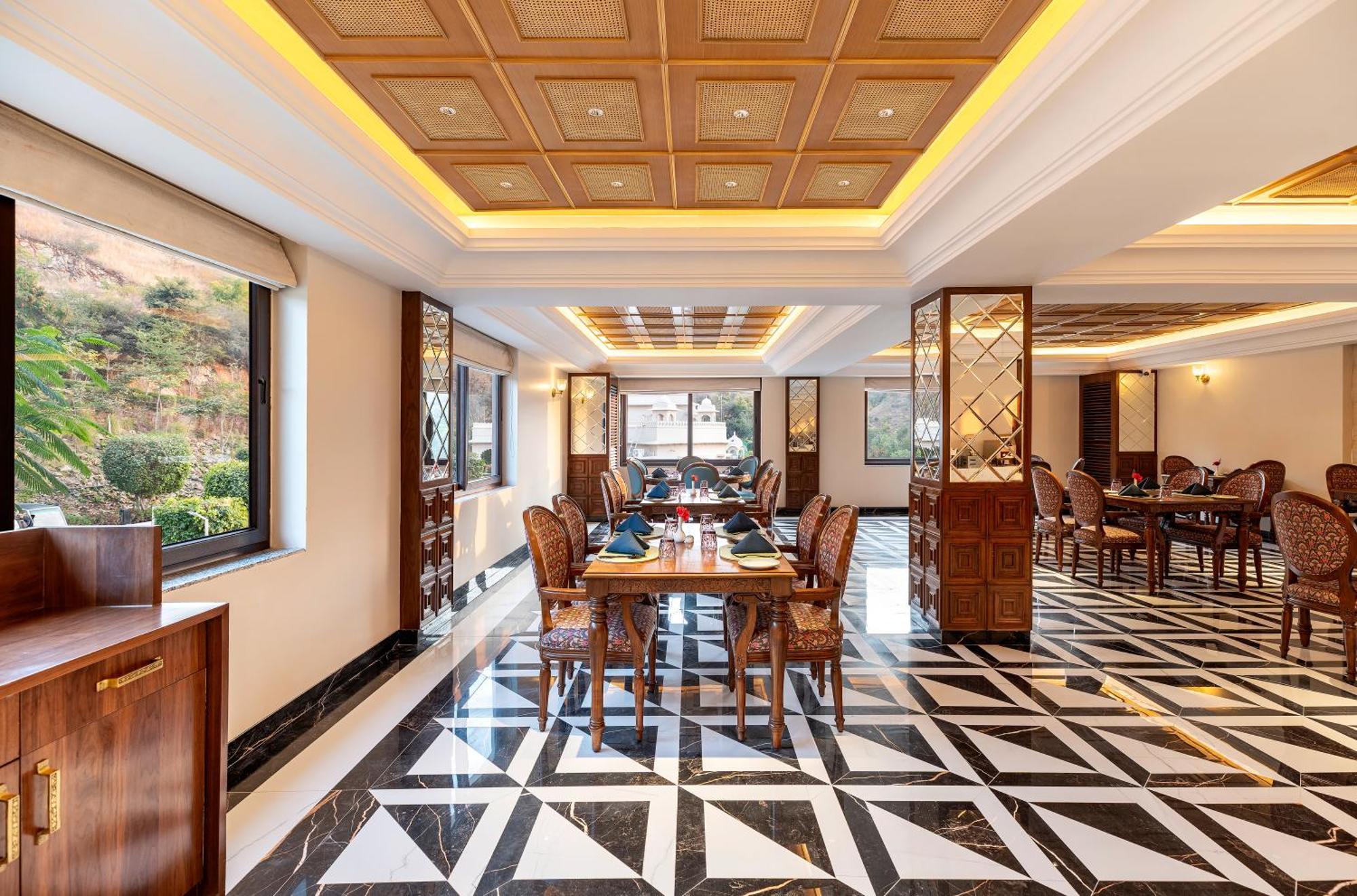 Sayaji Resorts & Spa Удайпур Екстериор снимка