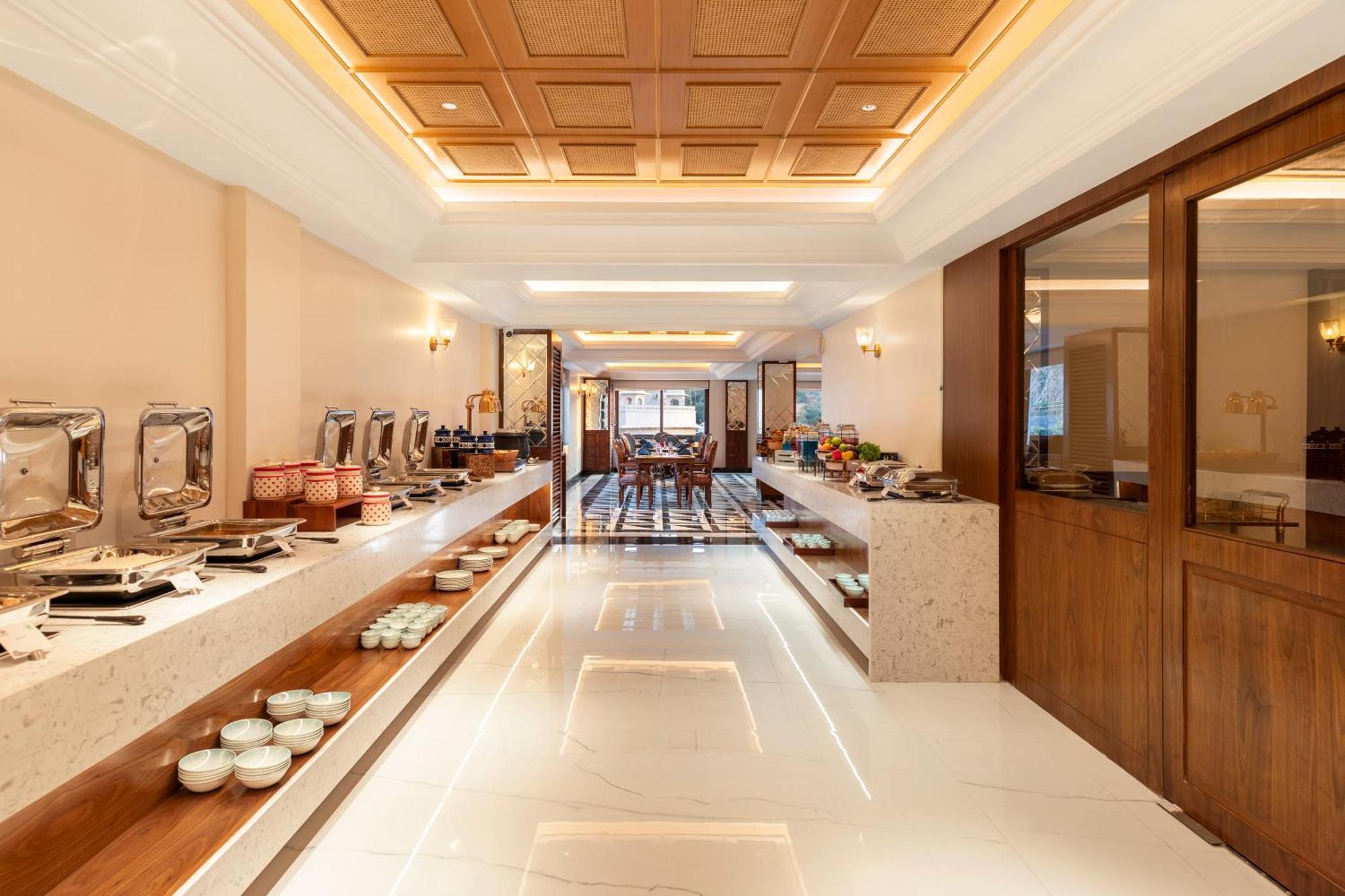 Sayaji Resorts & Spa Удайпур Екстериор снимка
