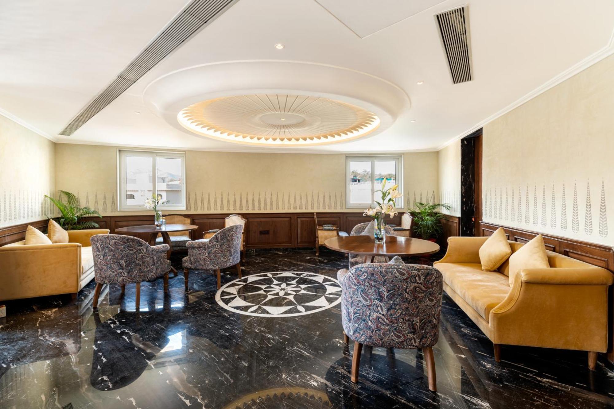 Sayaji Resorts & Spa Удайпур Екстериор снимка